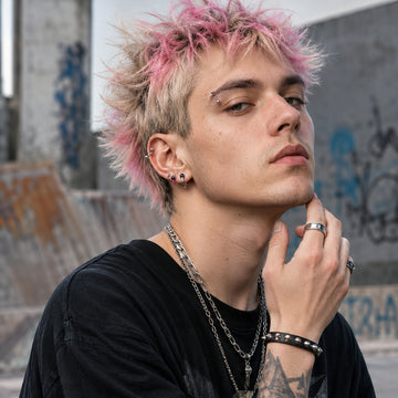 DULAUS styled piercing jewelry look